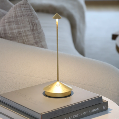 Zafferano Επιτραπέζιο Φωτιστικό Pina table lamp Χρυσή απόχρωση
