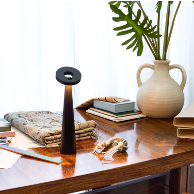Zafferano επαναφορτιζόμενο φωτιστικό  Angelina table lamp Μαύρο