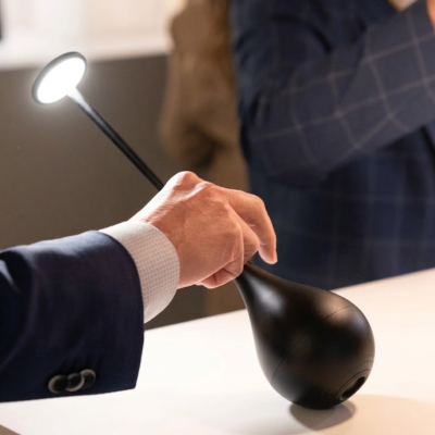 Zafferano επαναφορτιζόμενο φωτιστικό Dondolina table lamp Μαύρο