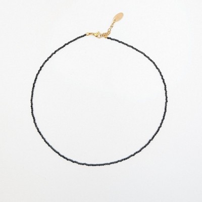 Minimal Χειροποίητο Κολιέ με Μαύρες Faceted Χάντρες – GREKAS JEWELRY