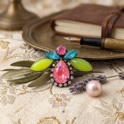 Χειροποίητη Καρφίτσα Dimitriadis – Insect/Bee Motif με Κρύσταλλους Swarovski