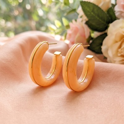 Chunky Κρίκοι με Peach/Nude & Χρυσή Λεπτομέρεια – GREKAS JEWELRY