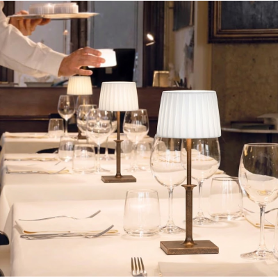 Zafferano Poldina Classic table lamp Επιτραπέζιο Φωτιστικό LED σε Καφέ με λευκό καπέλο