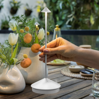Zafferano Επιτραπέζιo Φωτιστικό LED Pina table lamp Λευκή απόχρωση